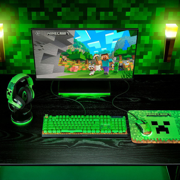 Razer Kraken V4 X Minecraft Edition
